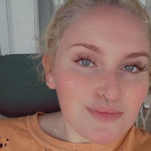 Meet your Posher, Shelby